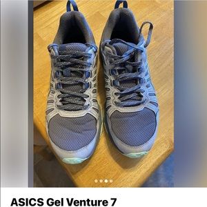 Asics gel venture size 7